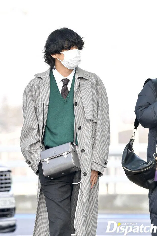 Gu thời trang thời thượng của anh thu hút mọi ánh nhìn (Ảnh : Internet)