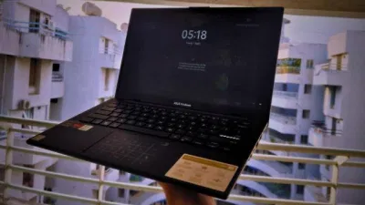 Màn hình của máy cho màu sắc nhợt nhạt và góc nhìn hẹp (Ảnh: Internet) Màn hình của máy cho màu sắc nhợt nhạt và góc nhìn hẹp (Ảnh: Internet)