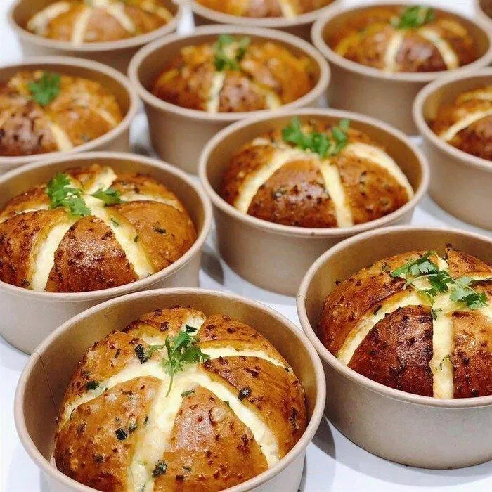 Bánh mì bơ tỏi Hàn Quốc - món ăn sáng quốc dân