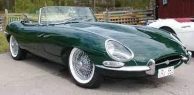 Jaguar E-Type (1961-1975): Biểu tượng của xe thể thao cổ điển (Nguồn: Internet) Jaguar E-Type (1961-1975): Biểu tượng của xe thể thao cổ điển (Nguồn: Internet)