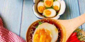 Đổi món cho bữa cơm gia đình với món trứng ngâm nước tương mới lạ, hấp dẫn. (Nguồn: Internet)