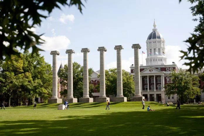 Đại học Missouri-Columbia - nguồn: Internet Đại học Missouri-Columbia - nguồn: Internet