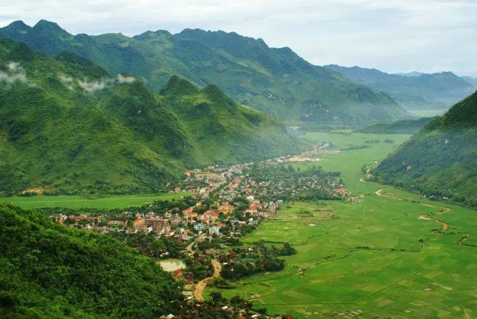 Mai Châu nằm cách Hà Nội 130 km (Ảnh: Internet)