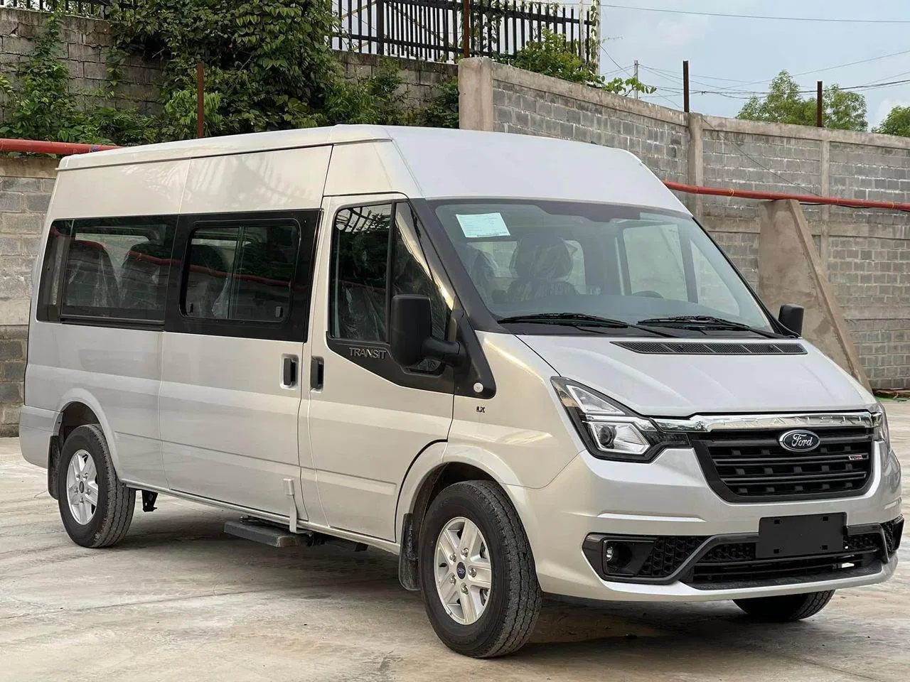Đánh giá dòng xe Ford Transit 2023 (ảnh: Internet)