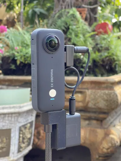 Insta360 X3 hỗ trợ 4 micro cho khả năng lọc gió tốt (Ảnh: Internet) Insta360 X3 hỗ trợ 4 micro cho khả năng lọc gió tốt (Ảnh: Internet)