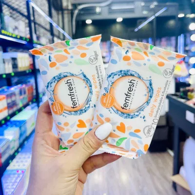 Khăn giấy ướt phụ khoa FemFresh (Nguồn: internet)
