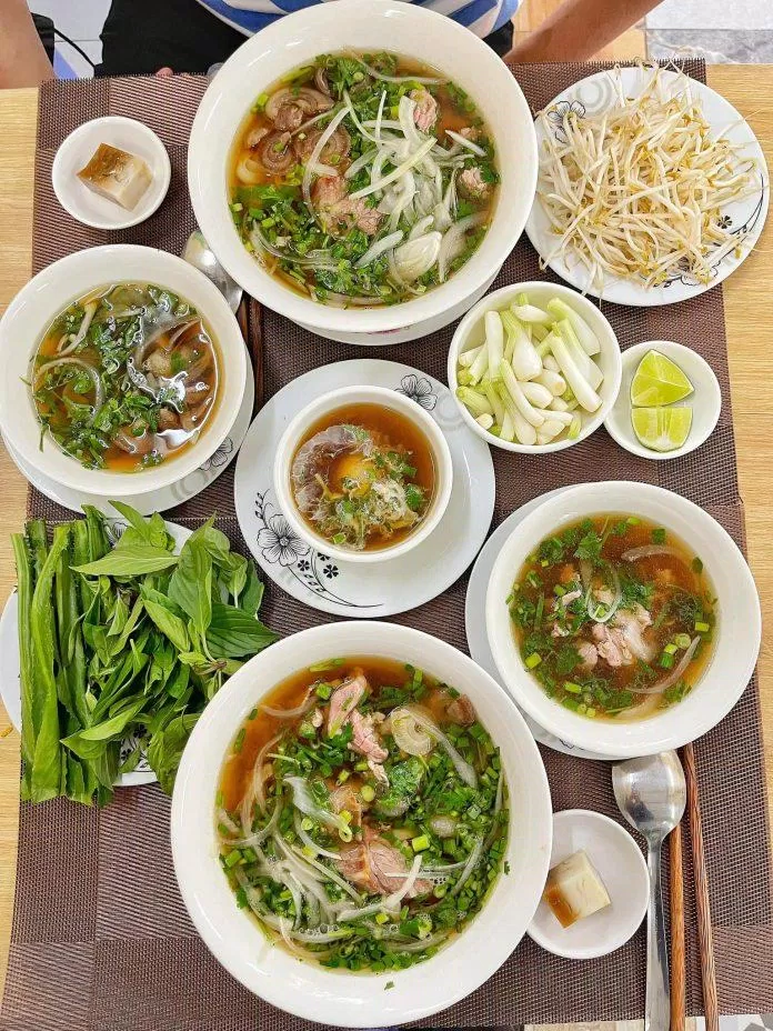Phở Bò Nhà Gà Ri (Ảnh: Fb Bò Nhà Gà Ri) Phở Bò Nhà Gà Ri (Ảnh: Fb Bò Nhà Gà Ri)