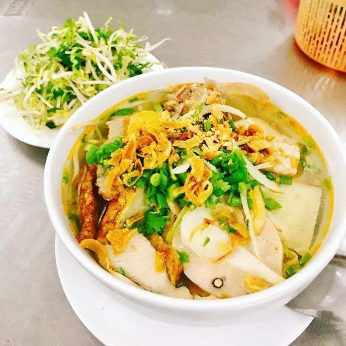 Quán phở Phù Đổng - Nha Trang (Ảnh: Internet) Quán phở Phù Đổng - Nha Trang (Ảnh: Internet)