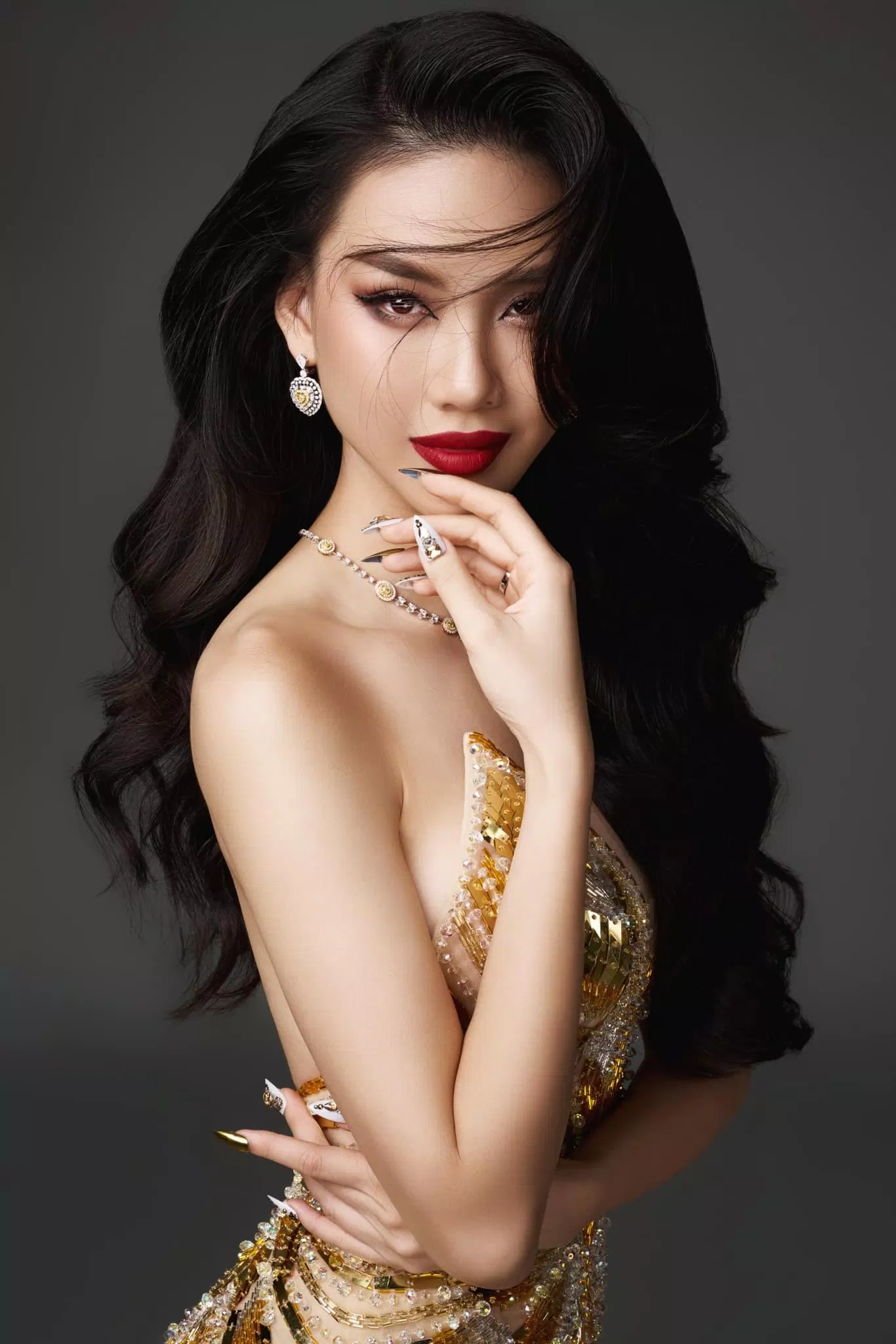 Miss Universe Vietnam 2023 gọi tên Bùi Quỳnh Hoa (Ảnh: Bùi Quỳnh Hoa) Miss Universe Vietnam 2023 gọi tên Bùi Quỳnh Hoa (Ảnh: Bùi Quỳnh Hoa)