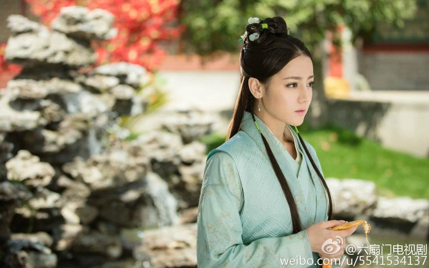 Địch Lệ Nhiệt Ba (Nguồn: Internet)