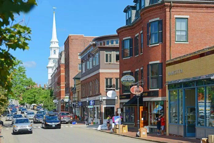 Thành phố Portsmouth (Ảnh: Internet) Thành phố Portsmouth (Ảnh: Internet)