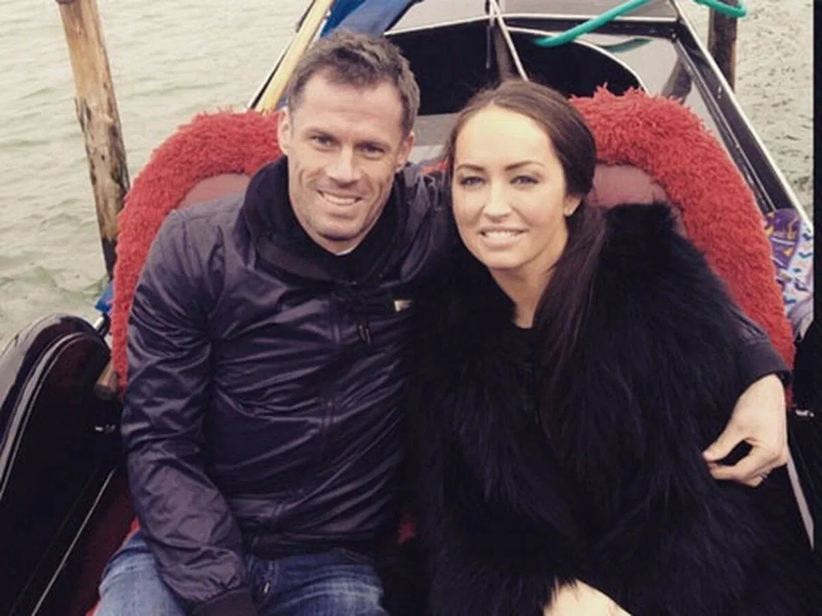 Carragher và vợ (Ảnh: Internet) Carragher và vợ (Ảnh: Internet)