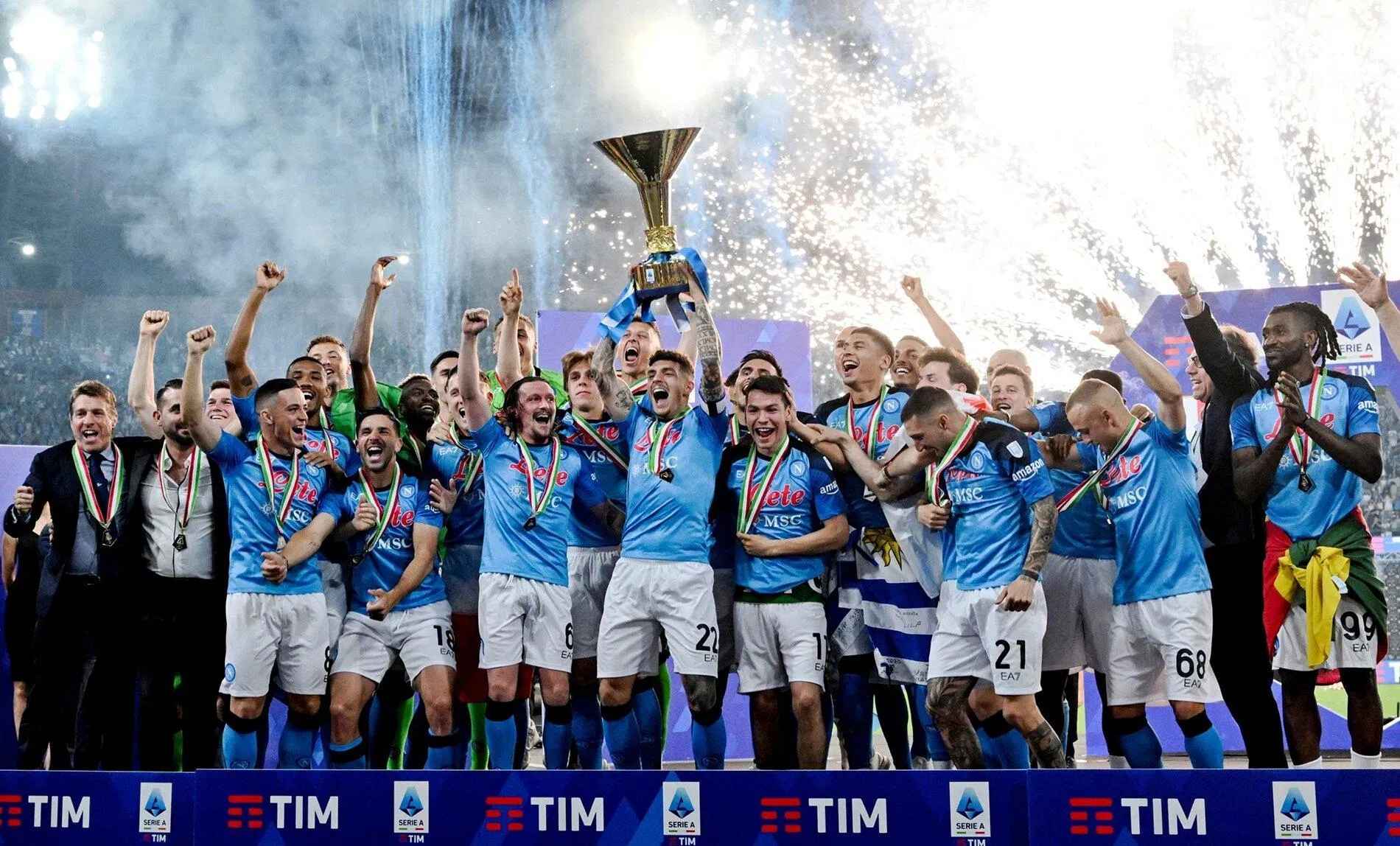 Napoli vô địch Serie A (Ảnh: Internet) Napoli vô địch Serie A (Ảnh: Internet)