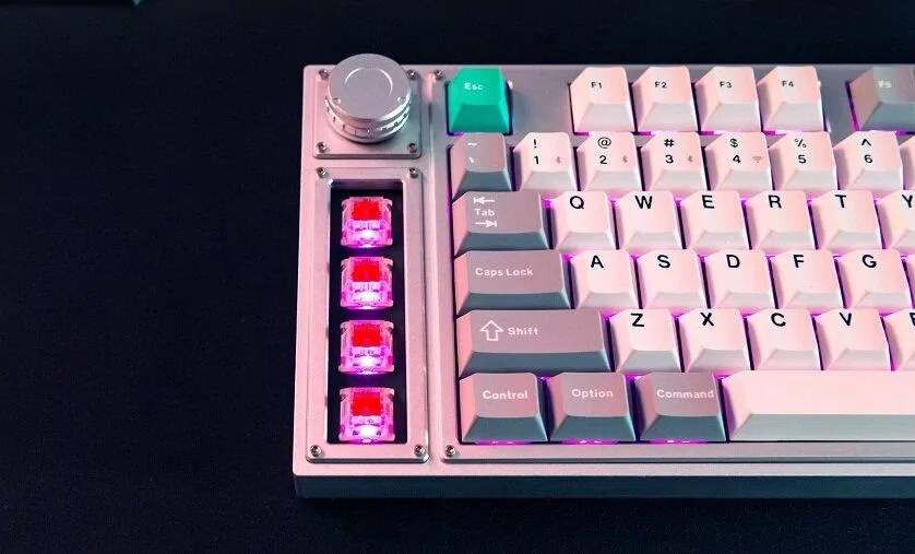 Các phím có thể tùy chỉnh đã được gỡ keycap (Ảnh: Internet)