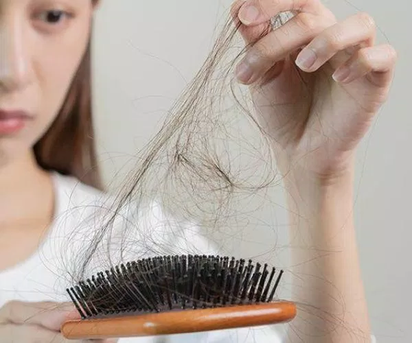 giúp giảm rụng tóc