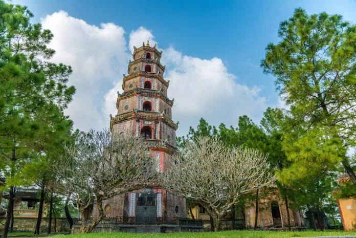 Chùa Thiên Mụ đã có từ lâu đời rất linh thiêng (Ảnh: Internet) Chùa Thiên Mụ đã có từ lâu đời rất linh thiêng (Ảnh: Internet)