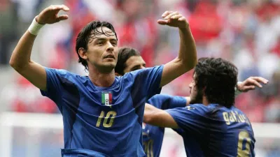 Inzaghi ở đội tuyển quốc gia (Ảnh:Internet) Inzaghi ở đội tuyển quốc gia (Ảnh:Internet)