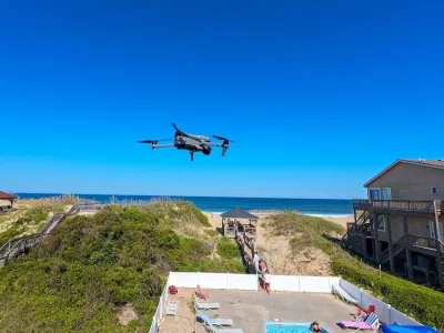 Mavic Air 3 bay trong thực tế (Ảnh: Internet) Mavic Air 3 bay trong thực tế (Ảnh: Internet)