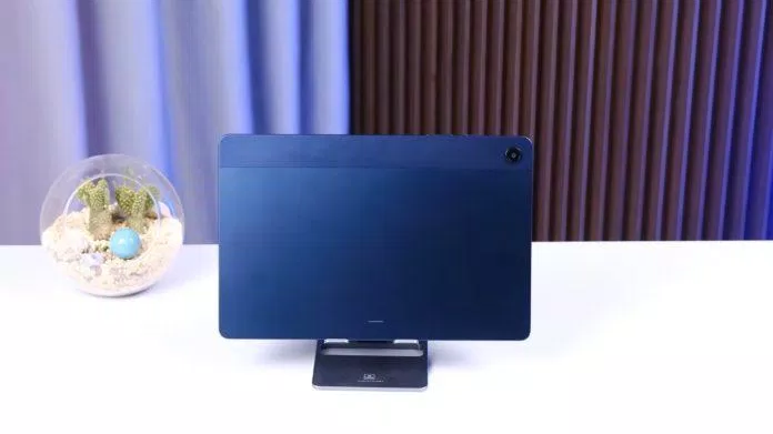 Galaxy Tab A9 Plus có thiết kế mặt lưng kim loại (Ảnh: Internet)