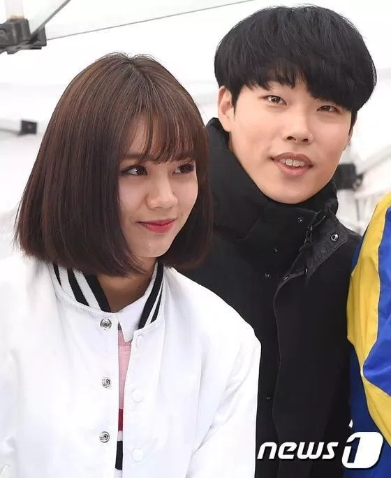 Hyeri & Ryu Jun Yeol đã tung hint về sự xa cách trước khi chính thức chia tay? chia tay diễn viên Girls Day Hyeri lời khuyên mối quan hệ nam diễn viên người hâm mộ Ryu Jun Yeol