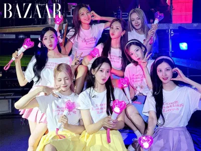 là huyền thoại của Kpop bấy lâu nay nên không quá khi công chúng gọi nhóm là "nhóm nhạc nữ quốc dân".
