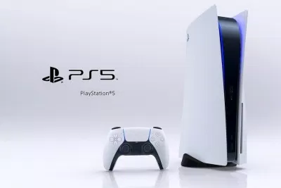 Máy chơi game PS5 và bộ điều khiển DualSense (Ảnh: Internet) Máy chơi game PS5 và bộ điều khiển DualSense (Ảnh: Internet)