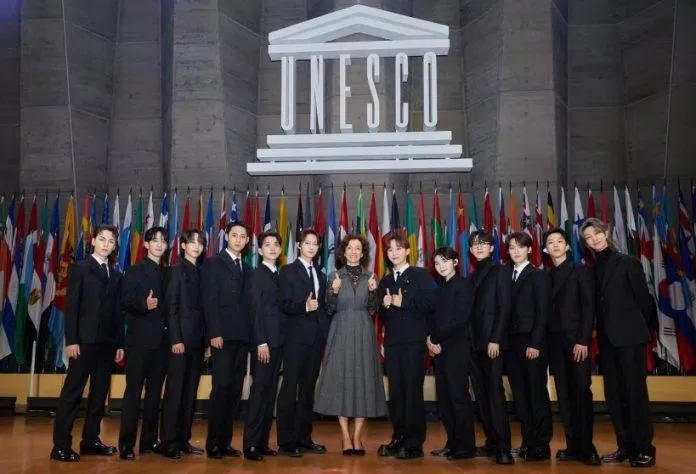SEVENTEEN (Ảnh: Internet)