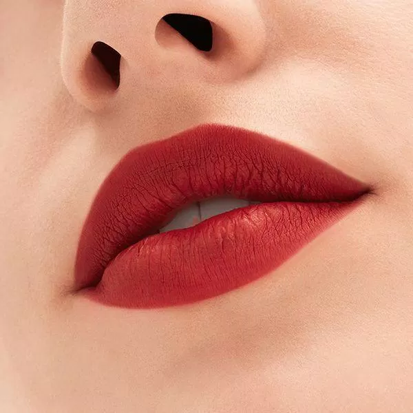 Son MAC Locked Kiss 24HR Lipstick 99 Extra Chili Màu Đỏ Gạch