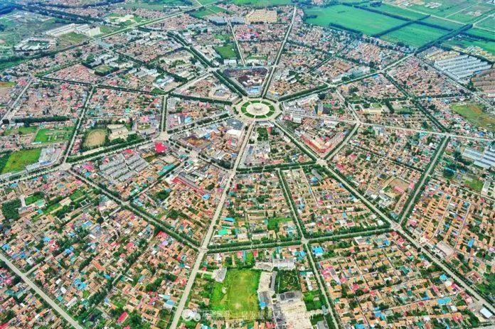 Thành phố Đặc Khắc Tư (Nguồn: Internet) Thành phố Đặc Khắc Tư (Nguồn: Internet)