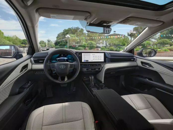 Nội thất xe Toyota Camry 2025 (Ảnh: Internet) Nội thất xe Toyota Camry 2025 (Ảnh: Internet)