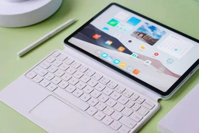 Xiaomi Pad 6 có thể kết nối với bàn phím hoặc bút một cách dễ dàng (Ảnh: Internet)
