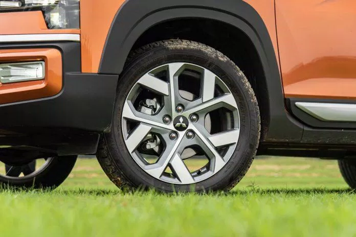 Bánh xe Mitsubishi Xpander Cross 2023. (Nguồn: Internet) Bánh xe Mitsubishi Xpander Cross 2023. (Nguồn: Internet)