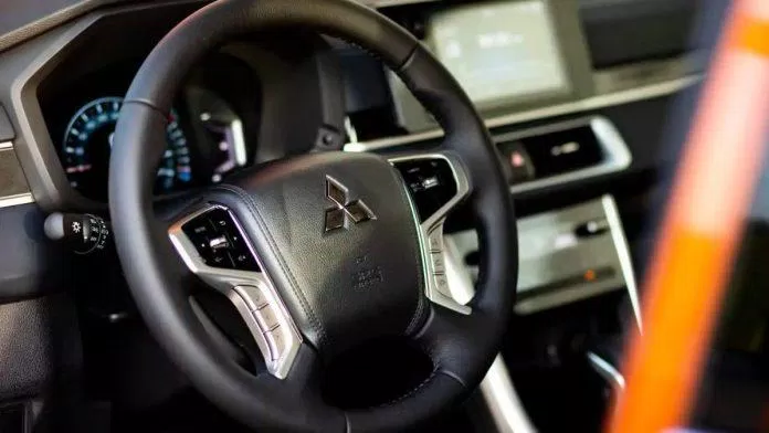 Vô lăng xe Mitsubishi Xpander Cross 2023. (Nguồn: Internet) Vô lăng xe Mitsubishi Xpander Cross 2023. (Nguồn: Internet)