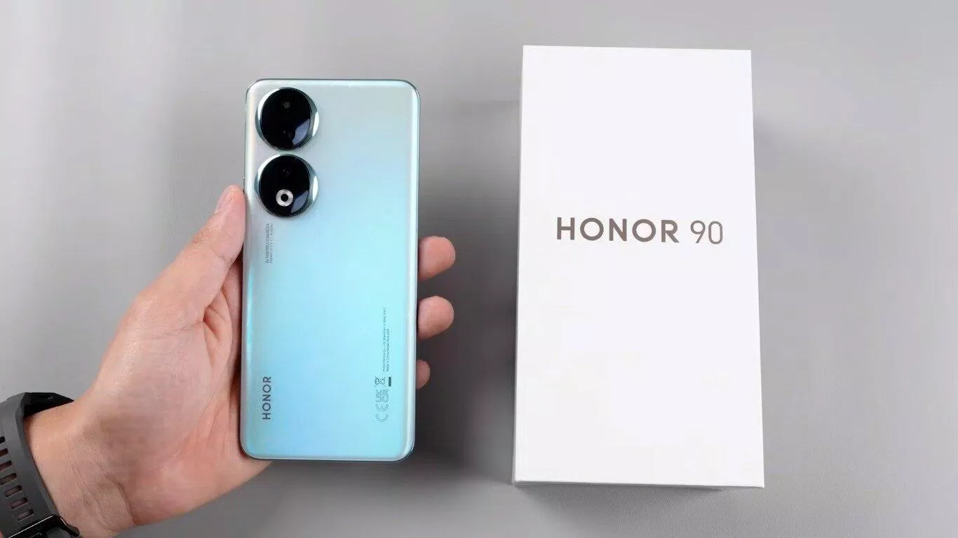 HONOR 90 thiết kế mặt lưng kính (Ảnh: Internet)