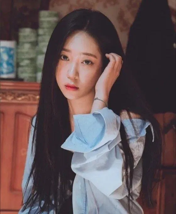 Tình trạng hiện tại của I (Cha Yoonji) - nghệ sĩ solo đầu tiên của WM suýt ra mắt trong Oh My Girl ra sao? B1A4 Baro Cha Yoonji I Idol idol KPOP KPOP WM