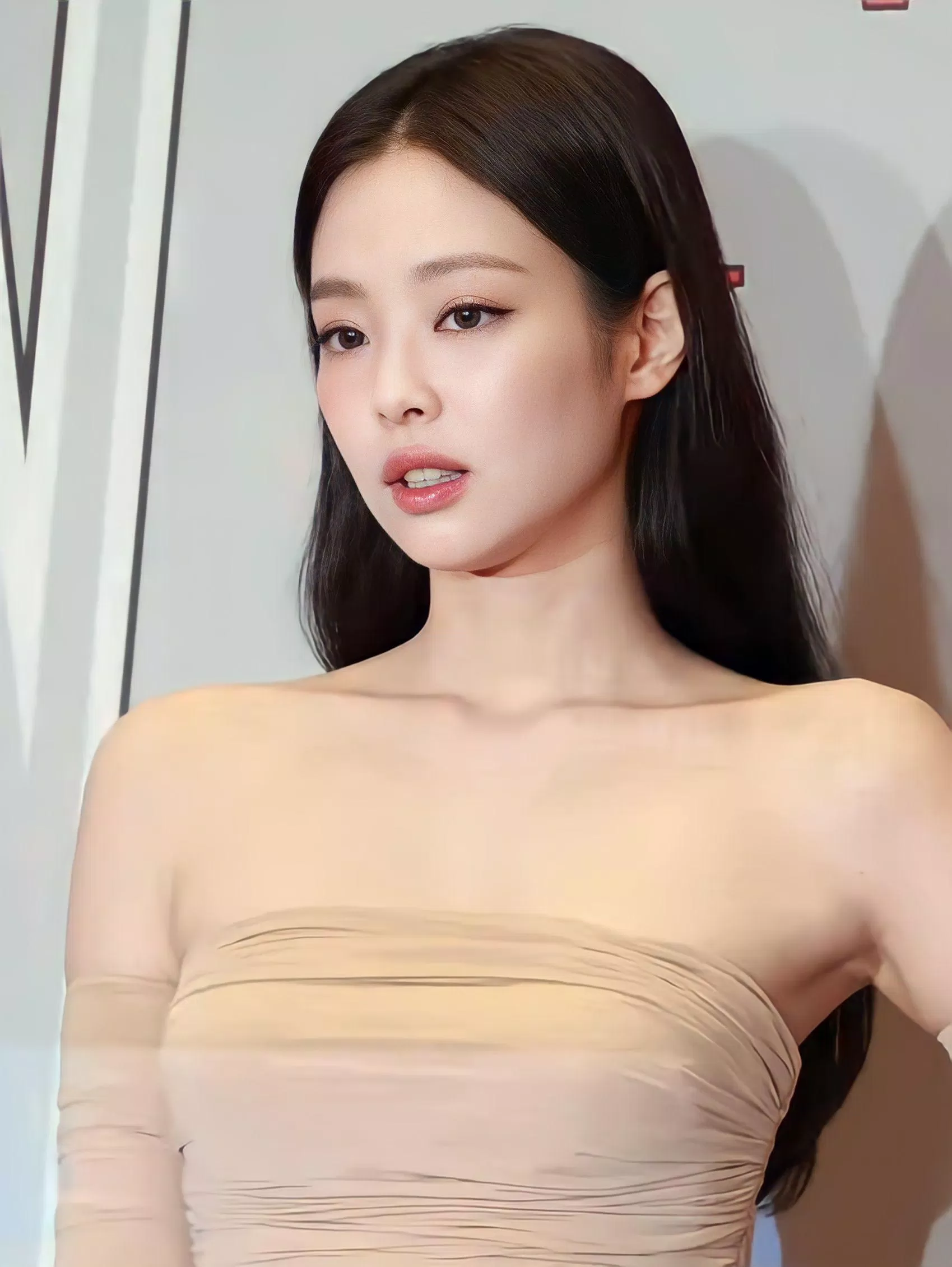Jennie BlackPink với autumn muted makeup (Nguồn:Internet)