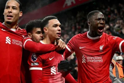 Chiến thắng cảm xúc sau màn lội ngược dòng ở trận gặp Fulham ở vòng 14 (ảnh: Internet) Chiến thắng cảm xúc sau màn lội ngược dòng ở trận gặp Fulham ở vòng 14 (ảnh: Internet)