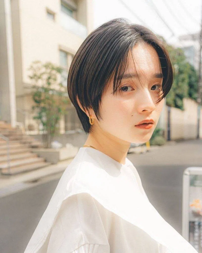 Các kiểu tóc ngắn nữ đẹp 2024 cho khuôn mặt tròn, dài đa dạng (Ảnh: Internet)