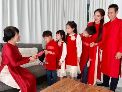 Lì xì ngày tết (Nguồn: Internet) Lì xì ngày tết (Nguồn: Internet)