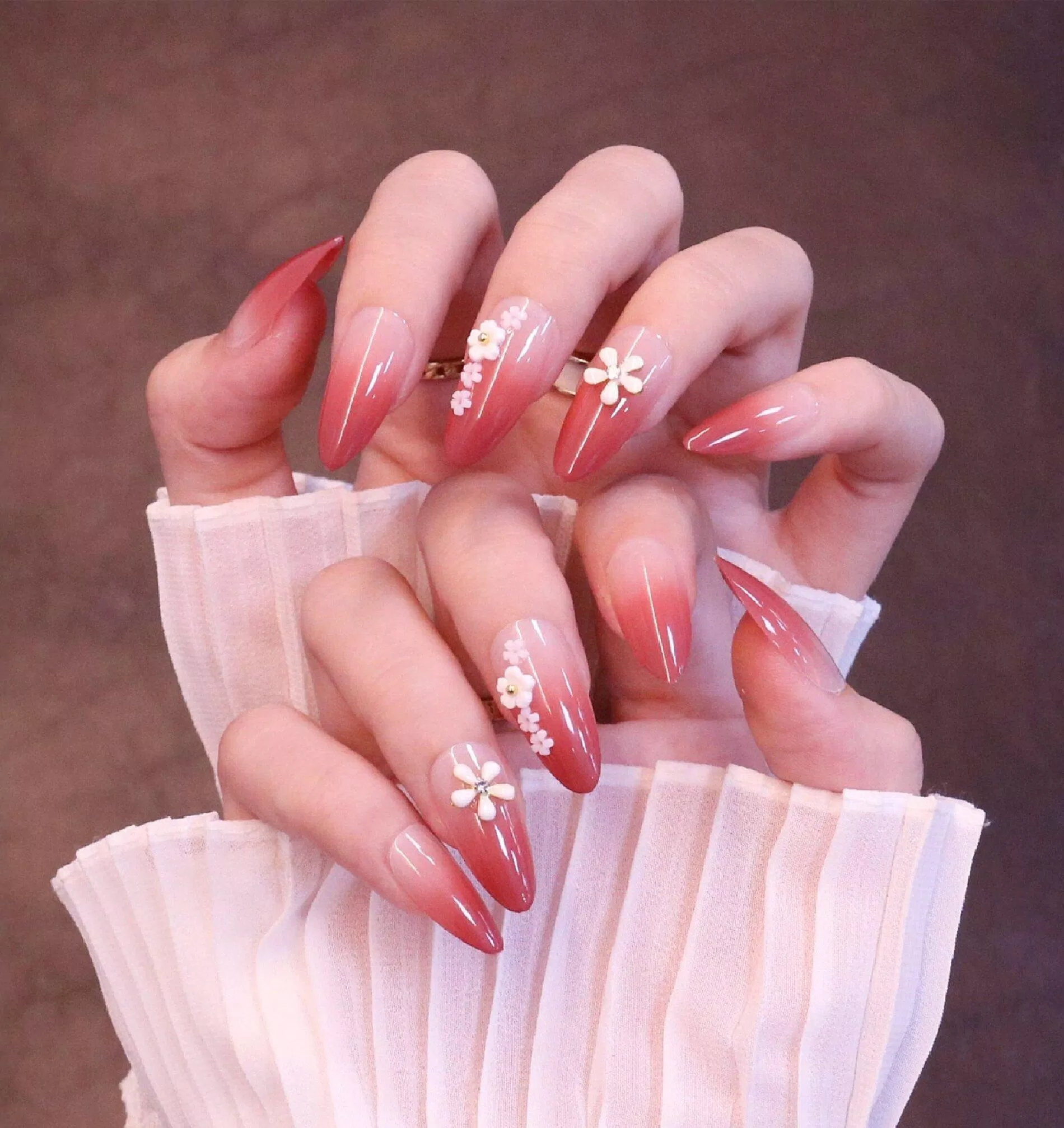 Mẫu nail 2025 sang chảnh, ấn tượng (Ảnh: Internet)