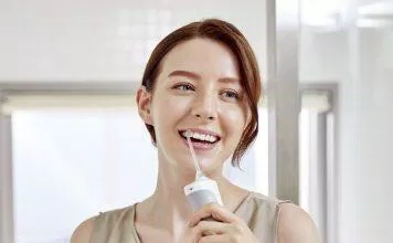 Máy tăm nước