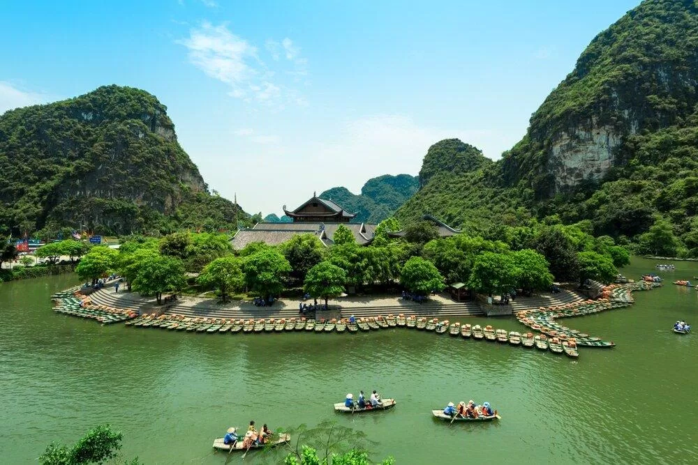 Ninh Bình, điểm đến du lịch lý tưởng (ảnh: Internet) Ninh Bình, điểm đến du lịch lý tưởng (ảnh: Internet)