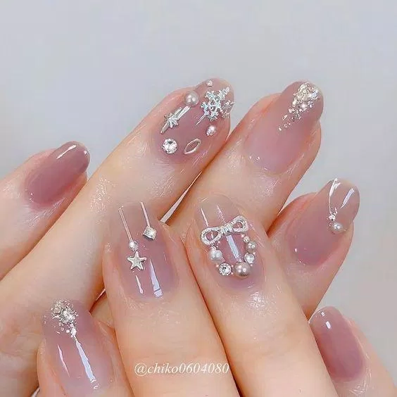 Mẫu nail Giáng Sinh mắt mèo hot trend (Ảnh: Internet)