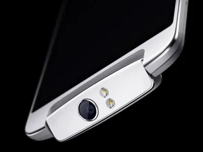 OPPO N1 với camera xoay độc đáo 206 độ (Ảnh: Internet)