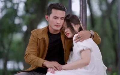Trúc Anh đóng hai vai, là phản diện chính của phim. (Ảnh: Internet) Trúc Anh đóng hai vai, là phản diện chính của phim. (Ảnh: Internet)