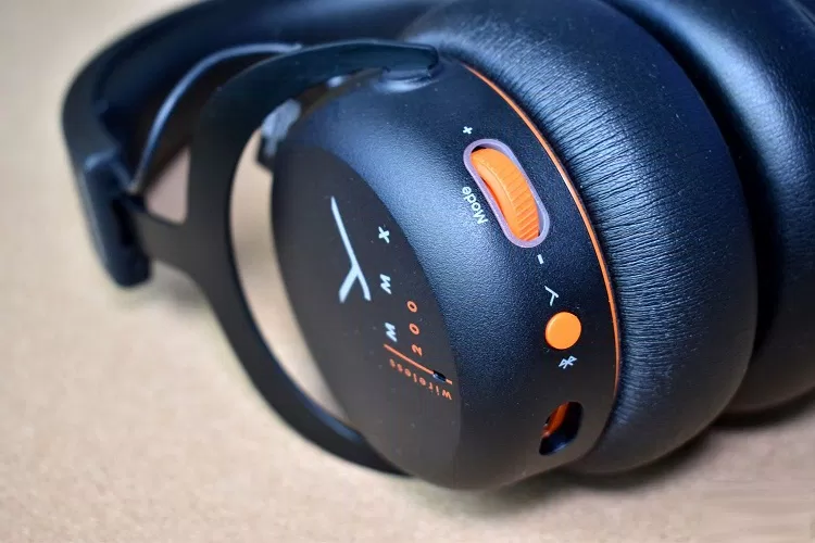 Tai nghe Beyerdynamic MMX 200 (Ảnh: Internet) Tai nghe Beyerdynamic MMX 200 (Ảnh: Internet)