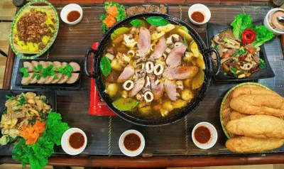 Thắng cố Hà Giang - món ăn lạ ( Ảnh: Internet )
