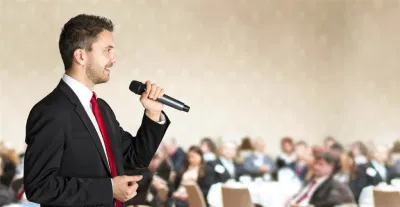 Cách thuyết trình lôi cuốn người nghe (Ảnh: Internet) Cách thuyết trình lôi cuốn người nghe (Ảnh: Internet)