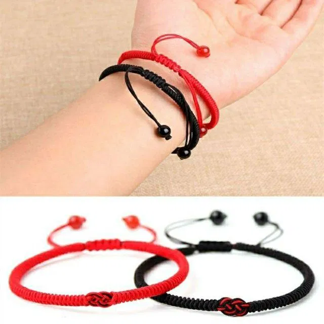 Những điều cấm kỵ khi đeo vòng tay chỉ đỏ may mắn (Ảnh: Internet)