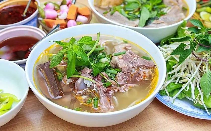 Bún bò. (Ảnh: Internet)